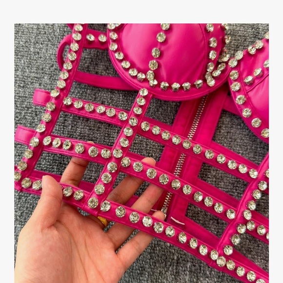 Sexy Designer PU Leather Rhinestone Women's Strappy Crop Top Camisole
NWOT - Picture 2 of 4